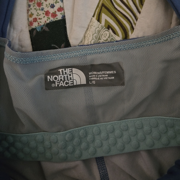 The North Face Blue Built In Bra Tank Top Size L - Picture 3 of 4